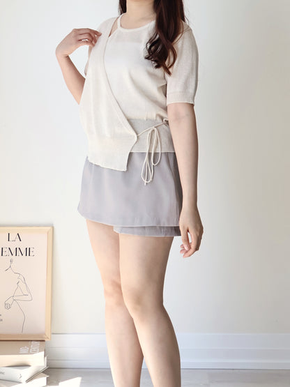 Lighweight Eyelet Overlap Linen Knit Top(Beige)