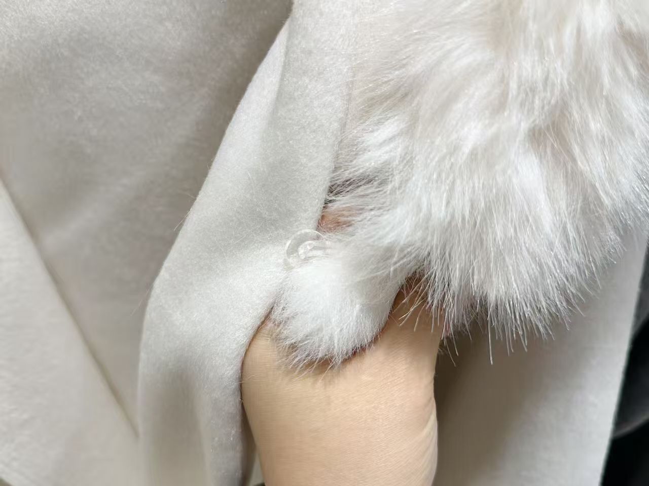 ［40% WOOL］Cozy Faux Fur Collar Warm Coat