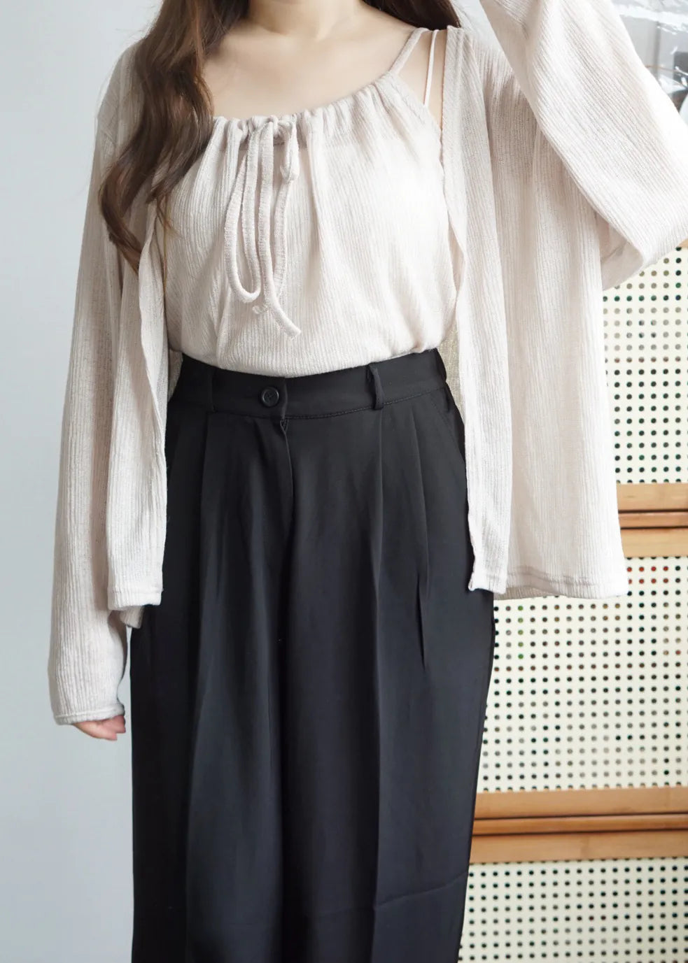 Airy Relaxed Linen Cami & Cardigan 2-Piece Set(Beige)