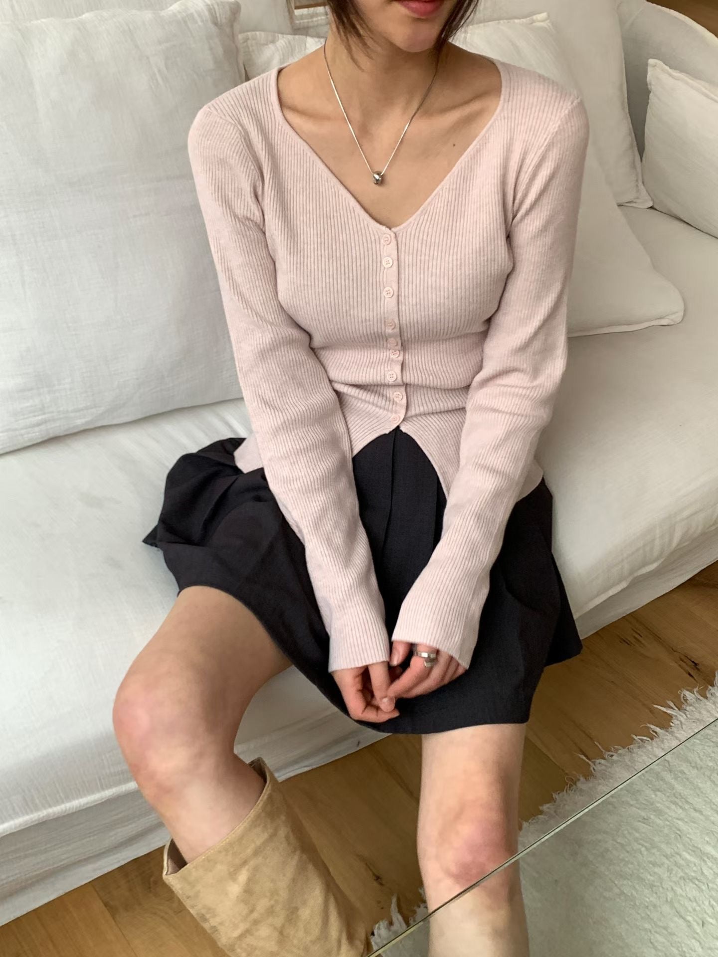 Elegant Sweetheart Neckline Button-Front Stretch Knit Top(5 colors)