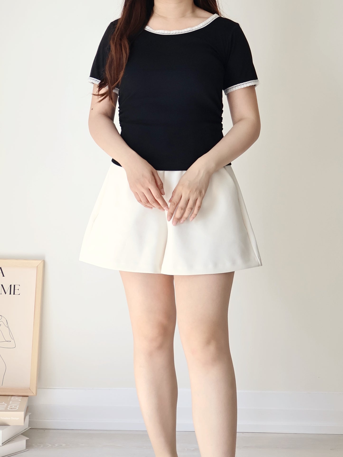 Elegant Slim-Fit Lace Trim Cotton Top(Black)