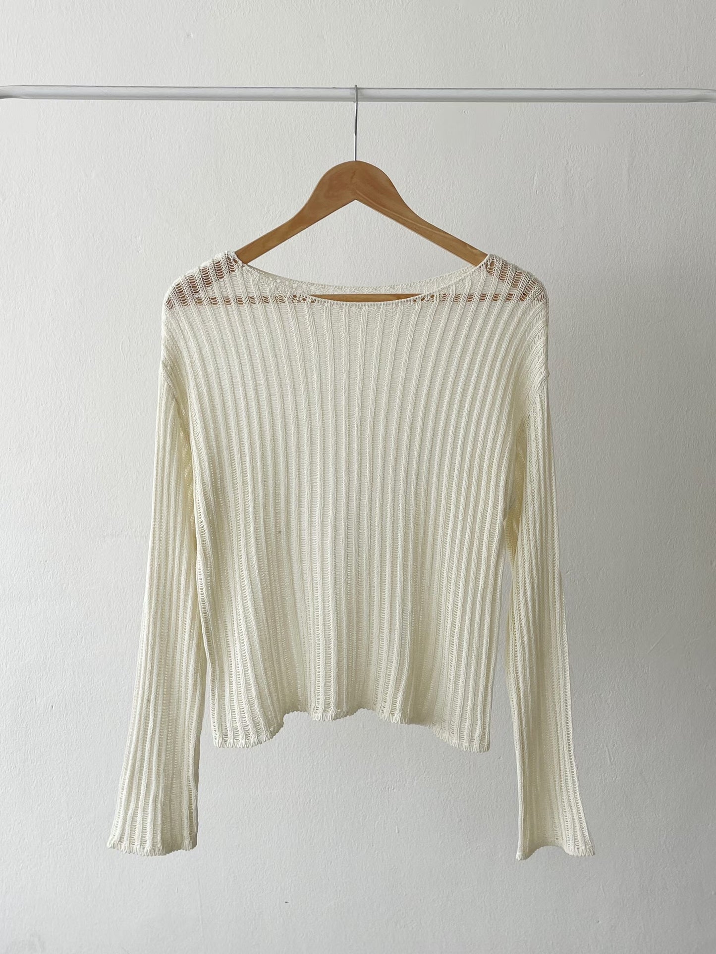 Minimalist Round Neck Sheer Knit Top(4 Colors)