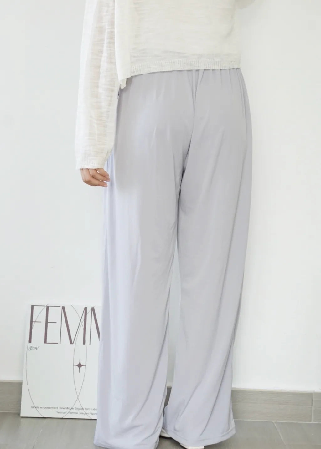 Airy Matte Breathable Wide-Leg Pants with Pockets(Greyish blue)