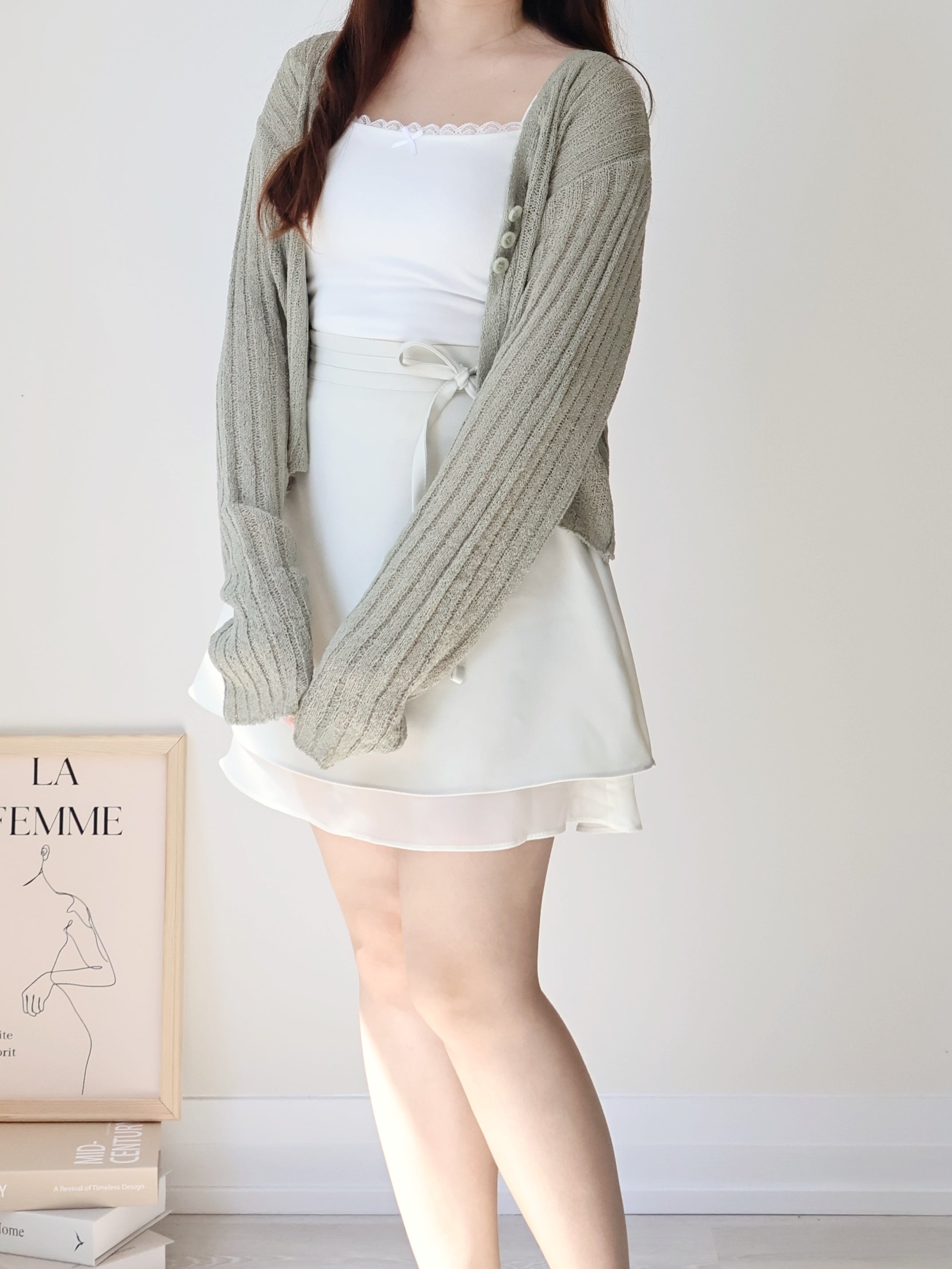Relaxed Cinnamon V-Neck Knit Cardigan(Matcha) – Vendredii.ca