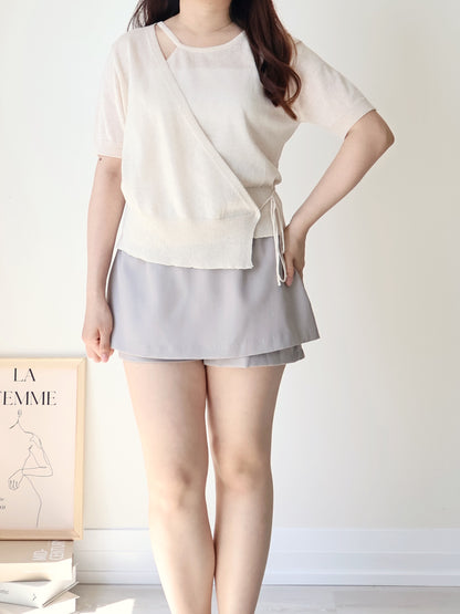 Lighweight Eyelet Overlap Linen Knit Top(Beige)