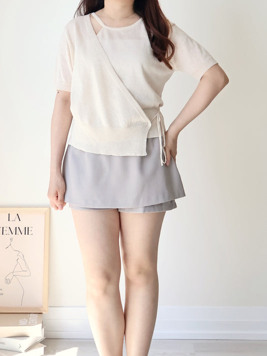 Lighweight Eyelet Overlap Linen Knit Top(Beige)