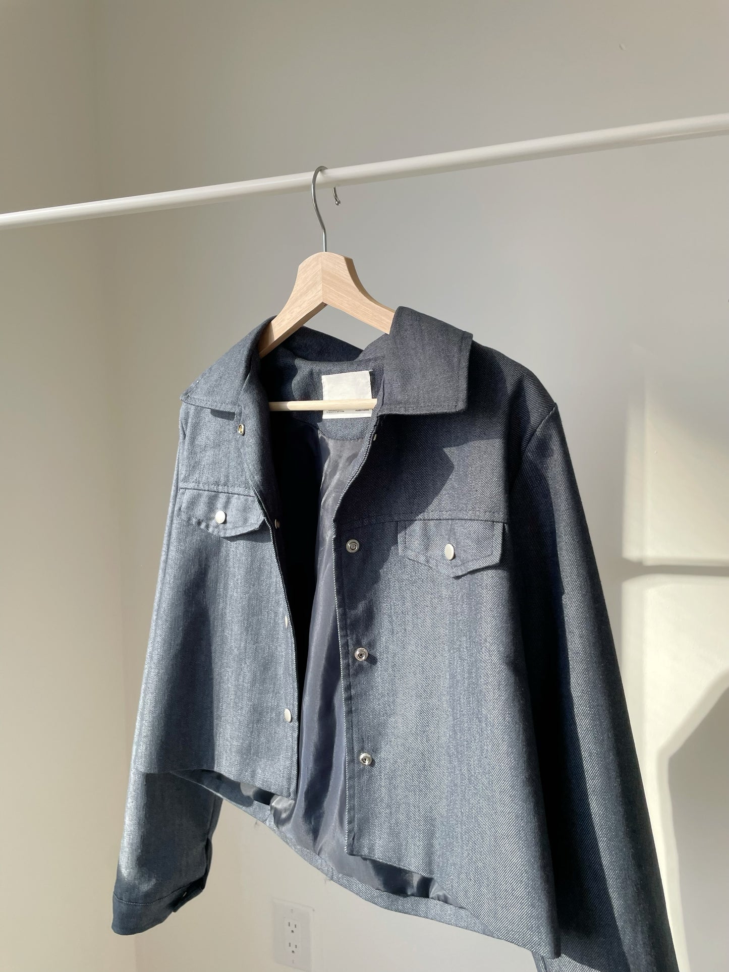 Airy Relaxed Lapel Denim Jacket(Deep blue)