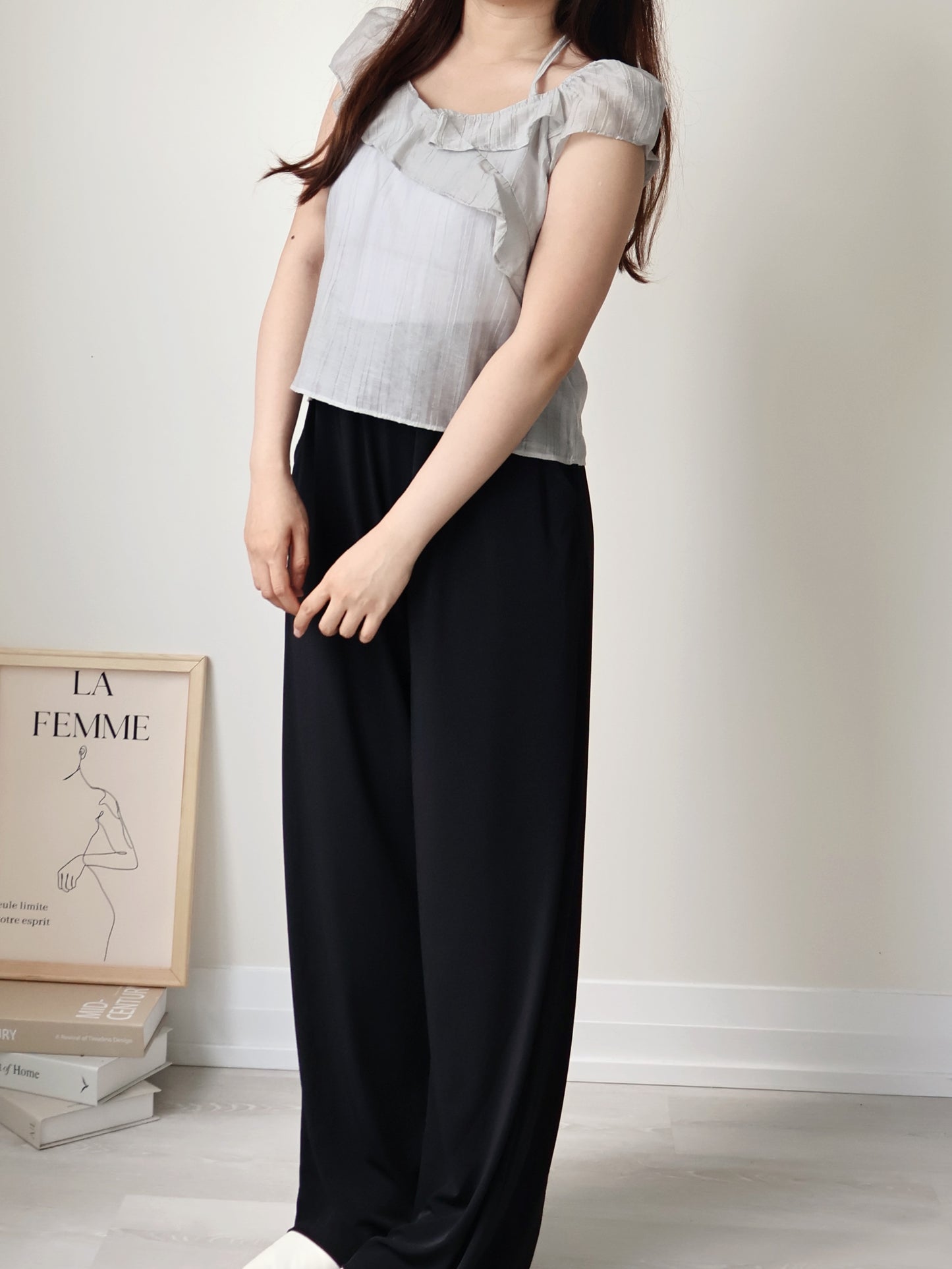 [2-way] Airy Ruffle Halter Tencel Blouse(Light grey)