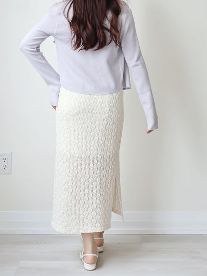 [Stretch Fabric] French Elegant Floral Embossed Slit Midi Skirt(3 colors)