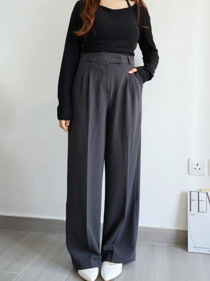 [Best Seller🏅] Wrinkle-free Fabric Pleated Straight Leg Trousers(Charcoal)