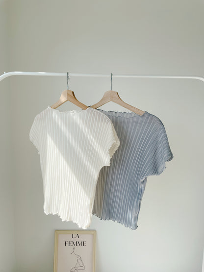 [Wrinkle-Free] Elegant Cool-Touch Vertical Pleat Top(Cream)