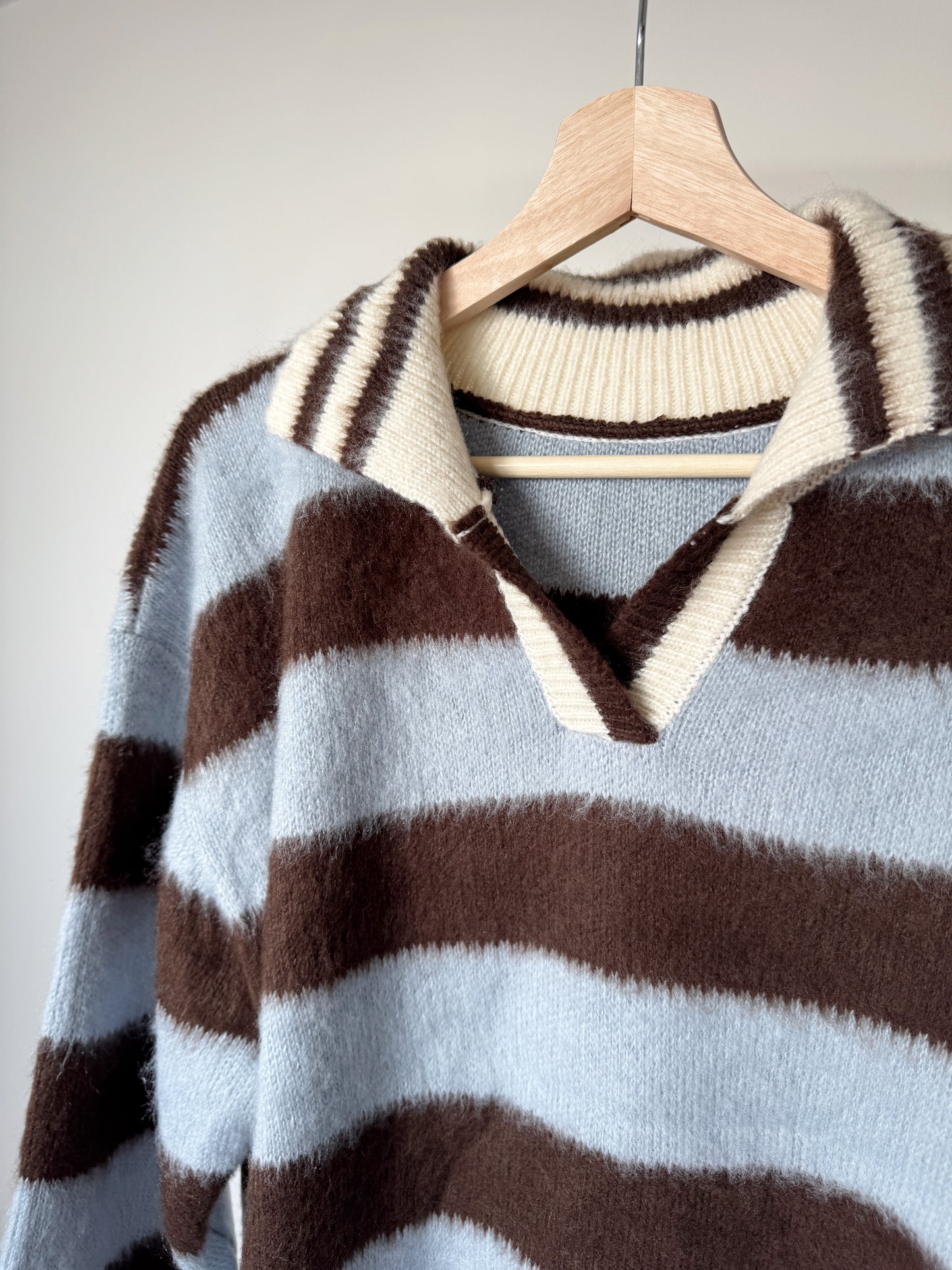 Unisex Collared Striped Color-blocked Sweater(4 colors)