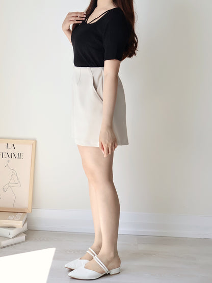 Flirty Square Neck V-Strap Ice Knit Top(Black)