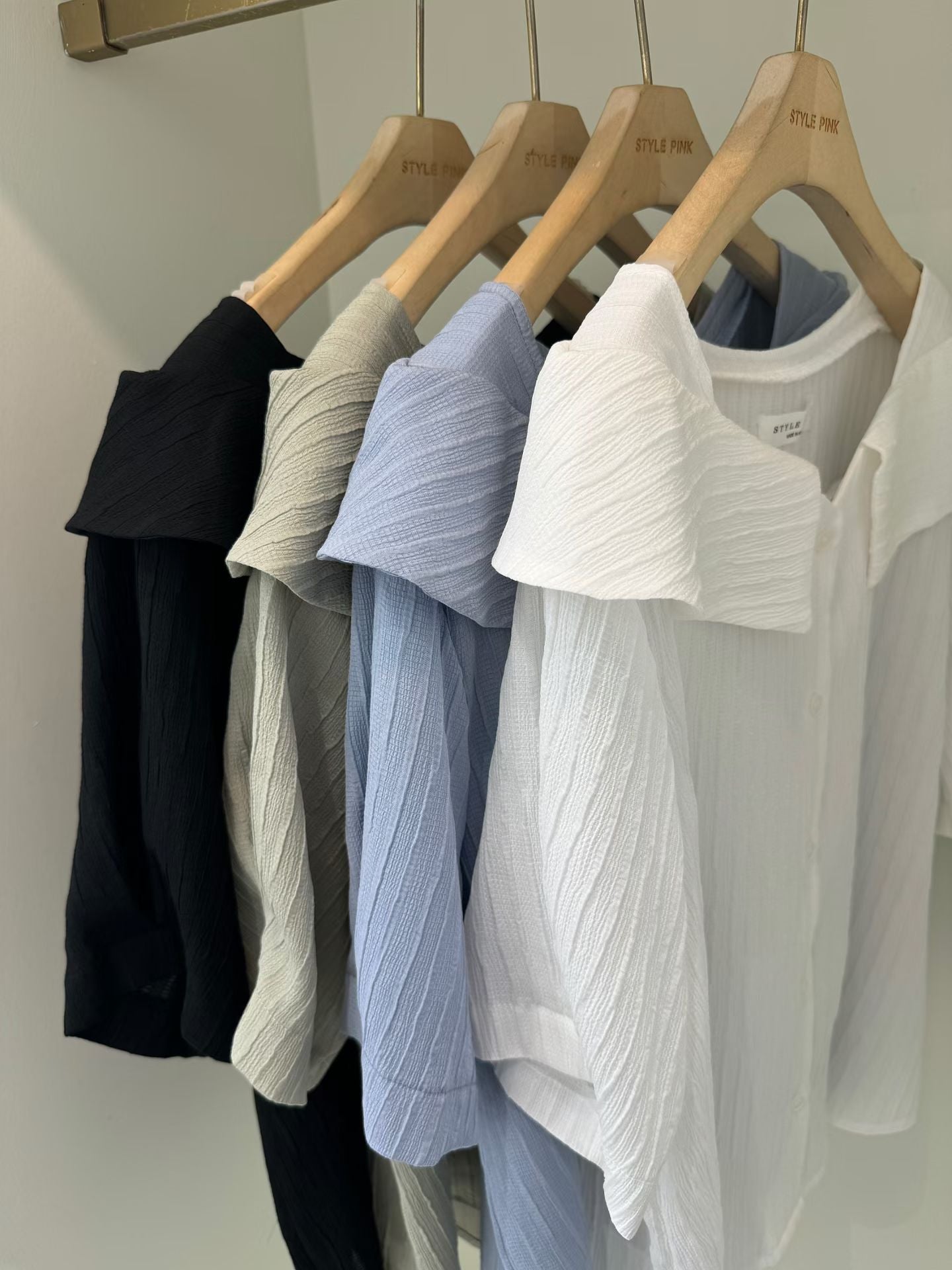 [Wrinkle-Free] Lapel Button-Front Textured Mid-Sleeve Blouse(4 colors)