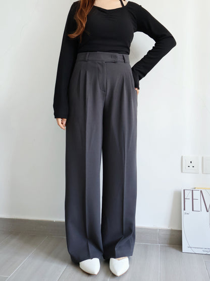 [Best Seller🏅] Wrinkle-free Fabric Pleated Straight Leg Trousers(Charcoal)