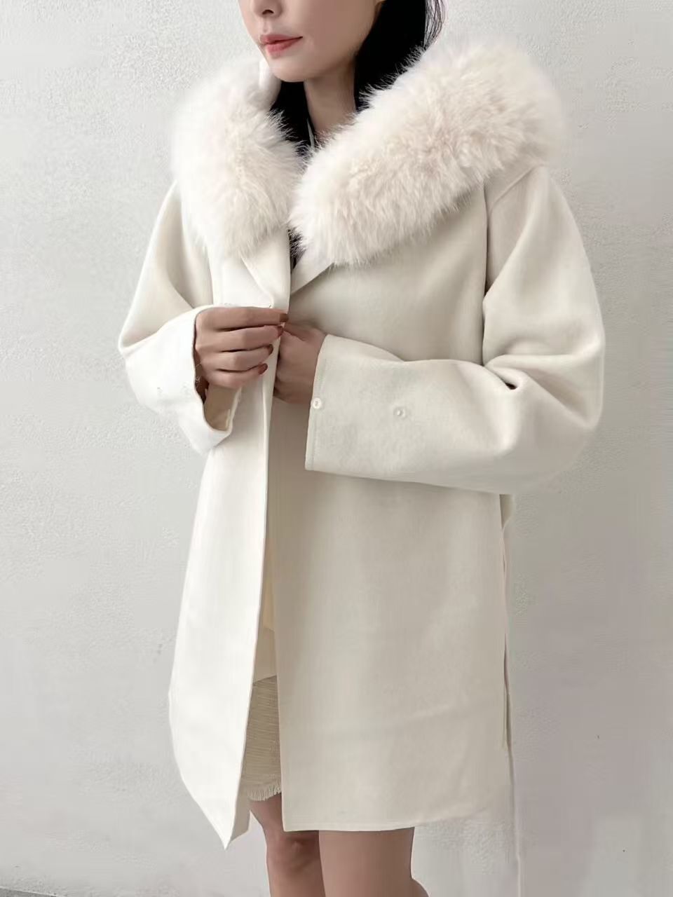 ［40% WOOL］Cozy Faux Fur Collar Warm Coat