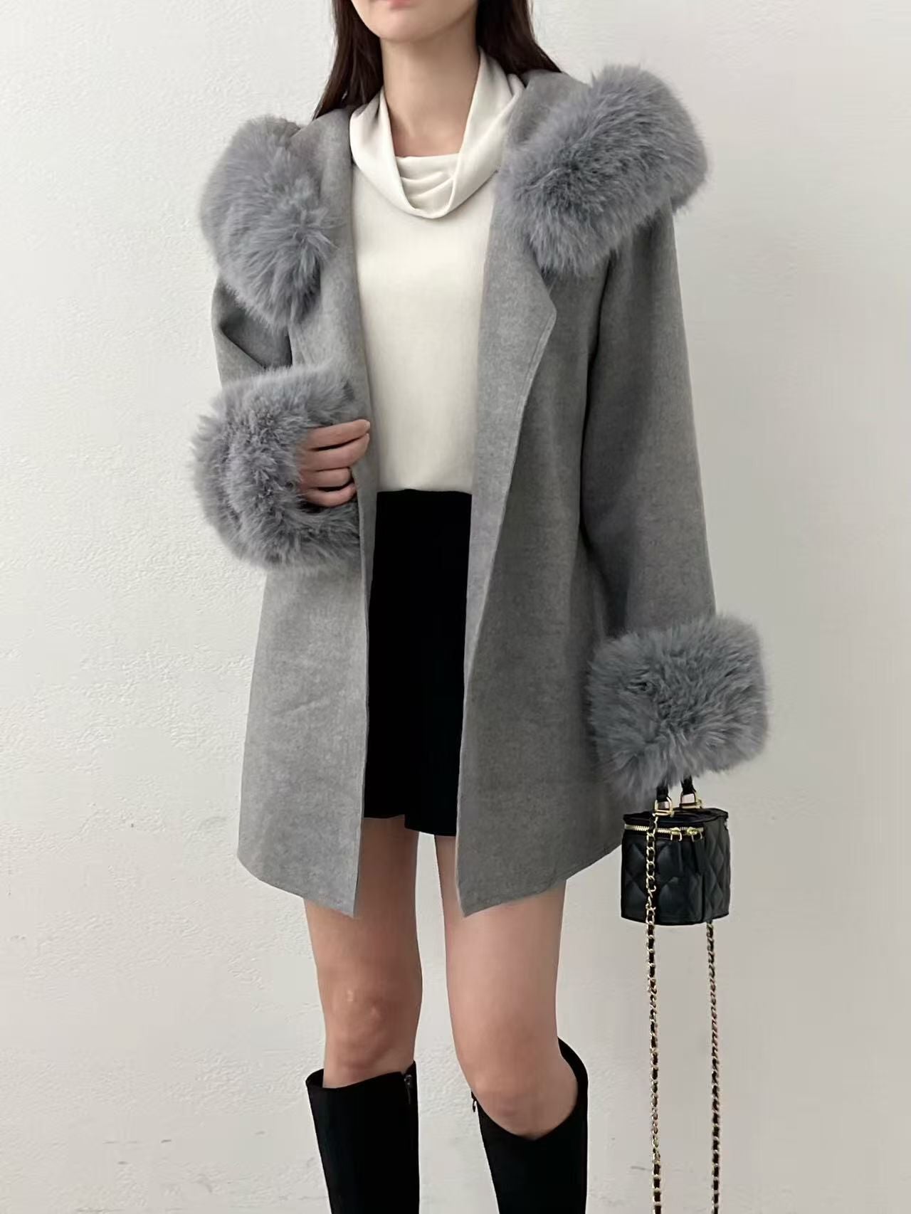［40% WOOL］Cozy Faux Fur Collar Warm Coat