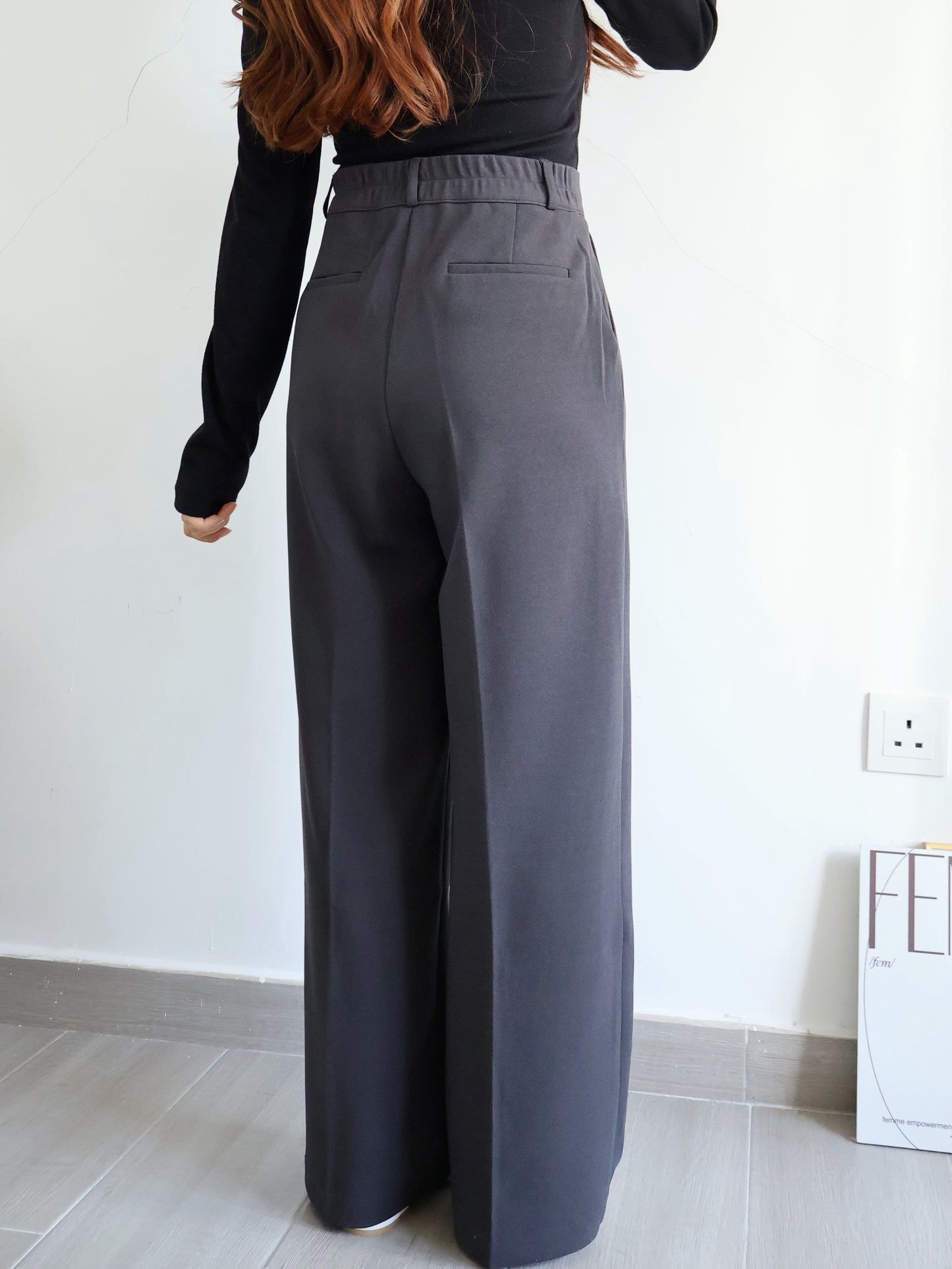 [Best Seller🏅] Wrinkle-free Fabric Pleated Straight Leg Trousers(Charcoal)