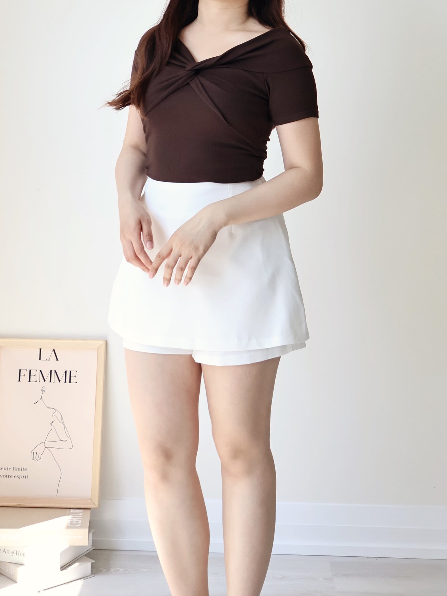 2-Way Cooling Twisted Silky High-Stretch Top(Brown)