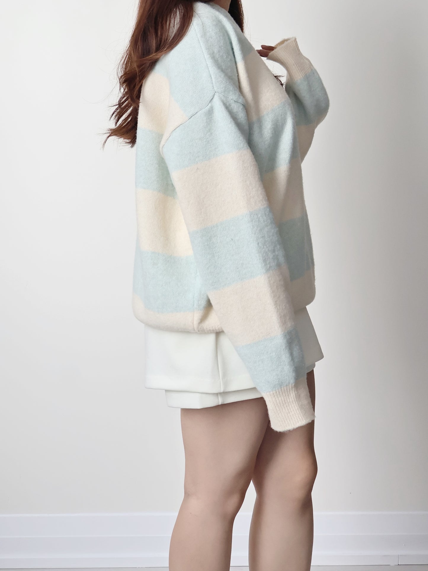 [10% FINE WOOL] Blueberry Yogurt Color-Block Sweater(3 colors)