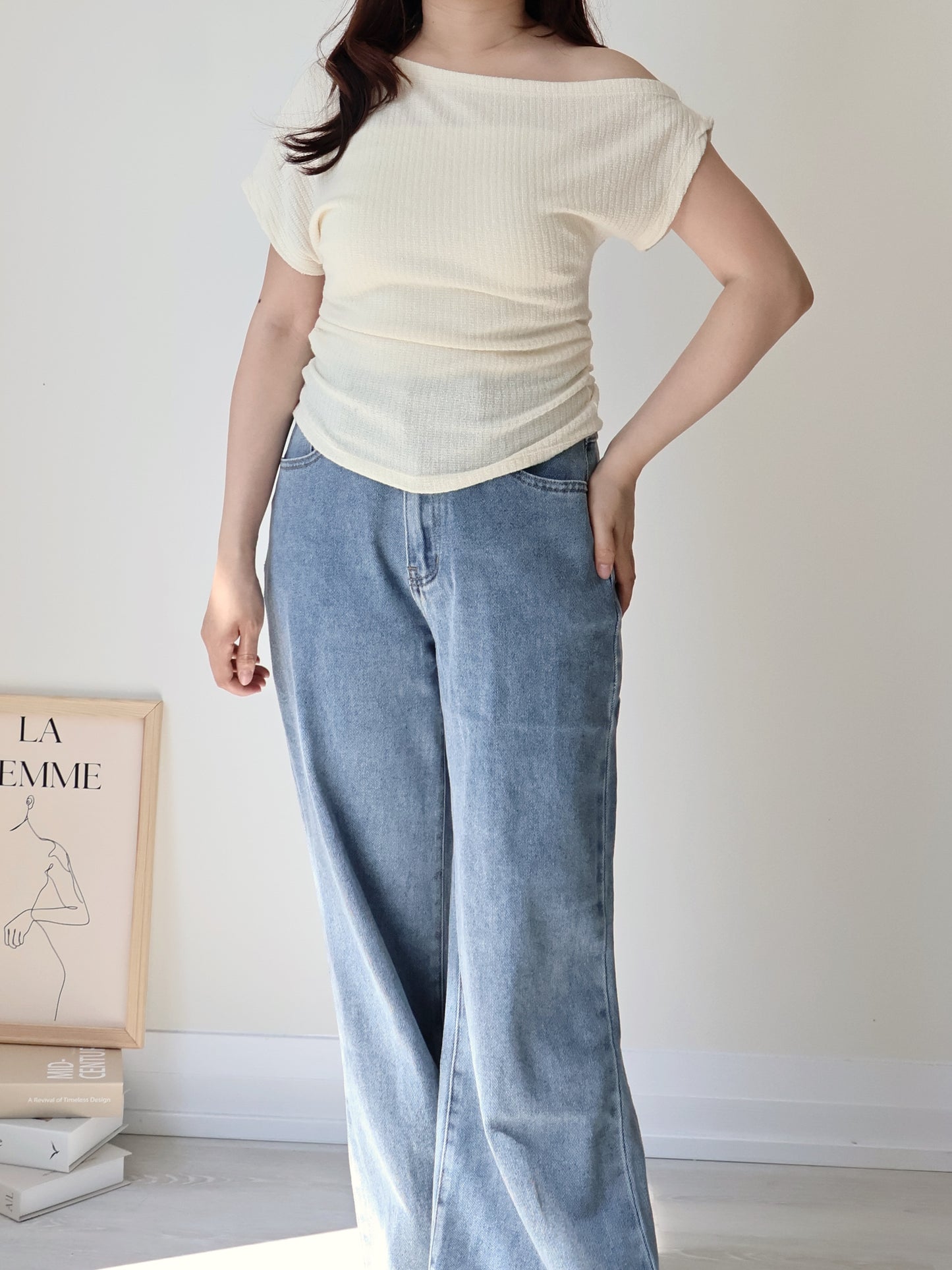 Breezy Cool-Touch Sculpted Asymmetric Top(Light Yellow)