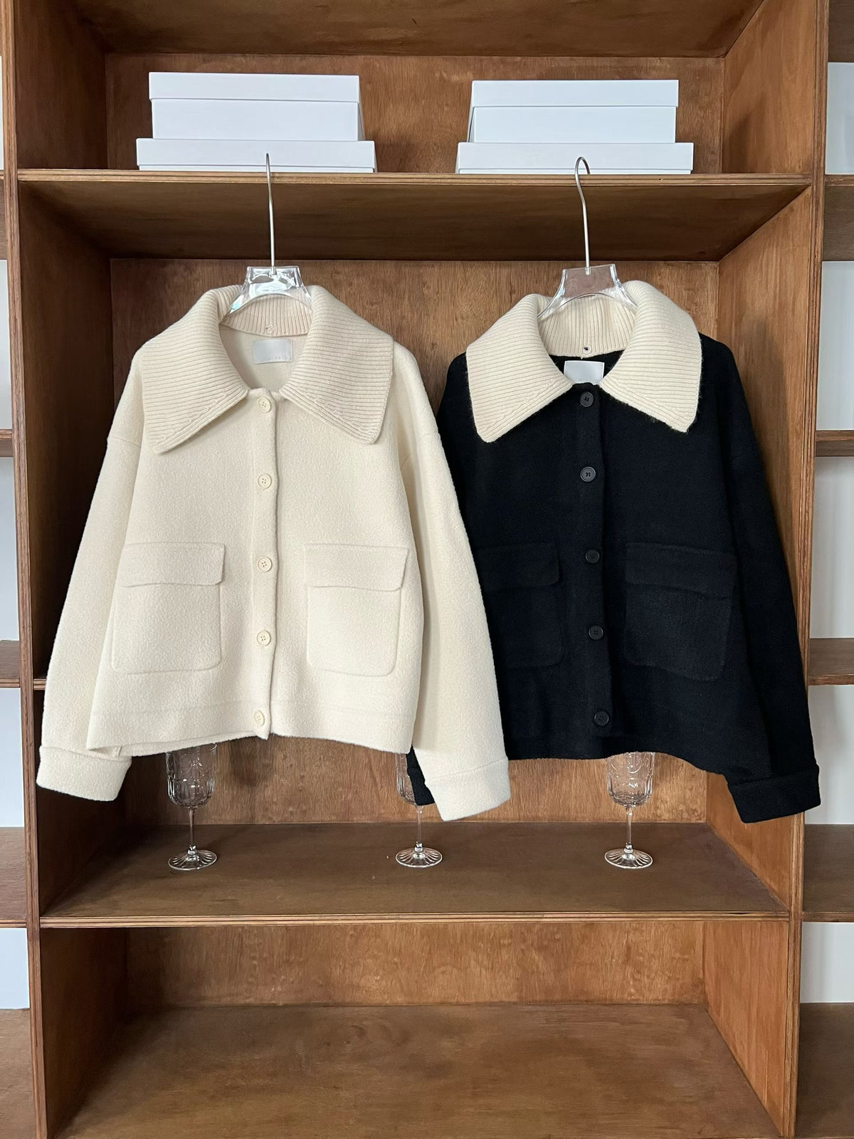 [10% Wool] Detachable Knit-Collar Jacket with Double Pockets(2 Colors)