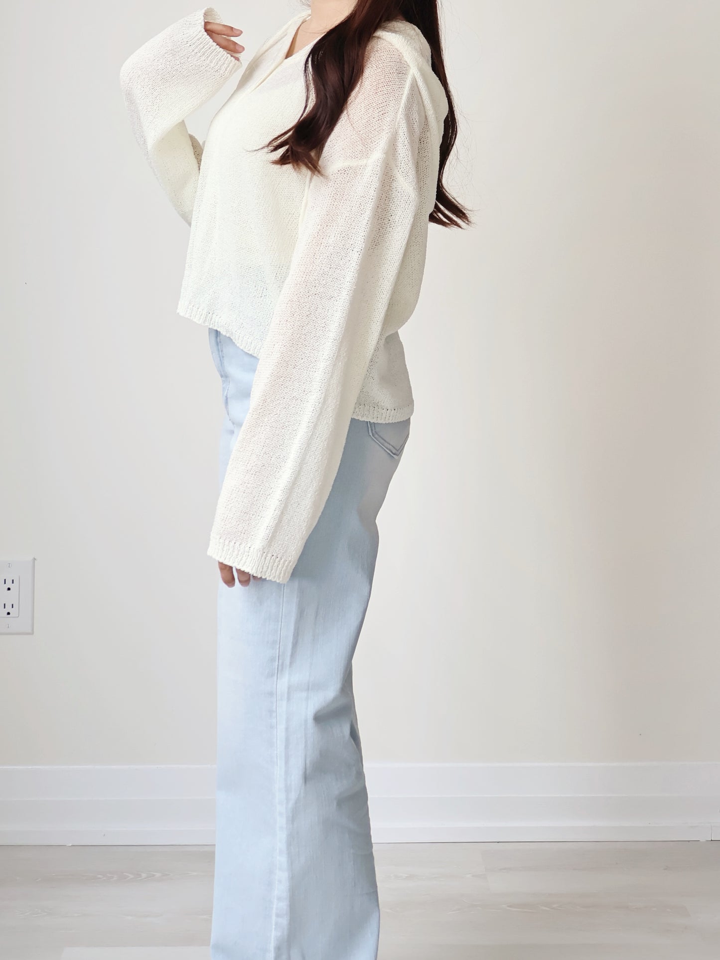 Relaxed 2-Button Hooded UV knit Top(Ivory)