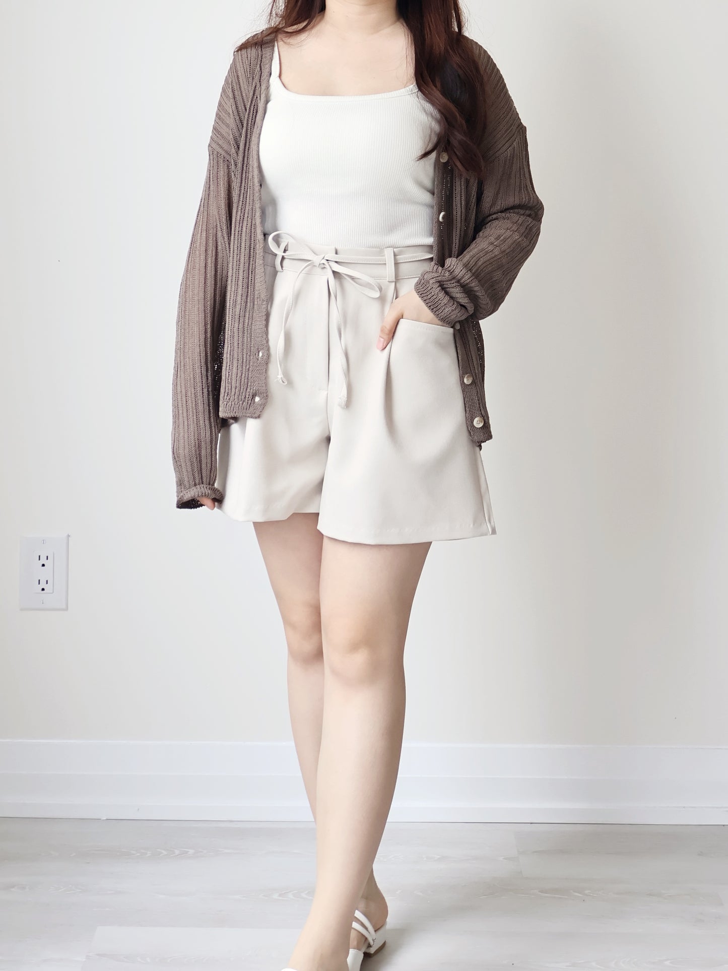 [Pear-Shape Friendly🍐] High-Waist Tailored Shorts with Pockets(Beige)