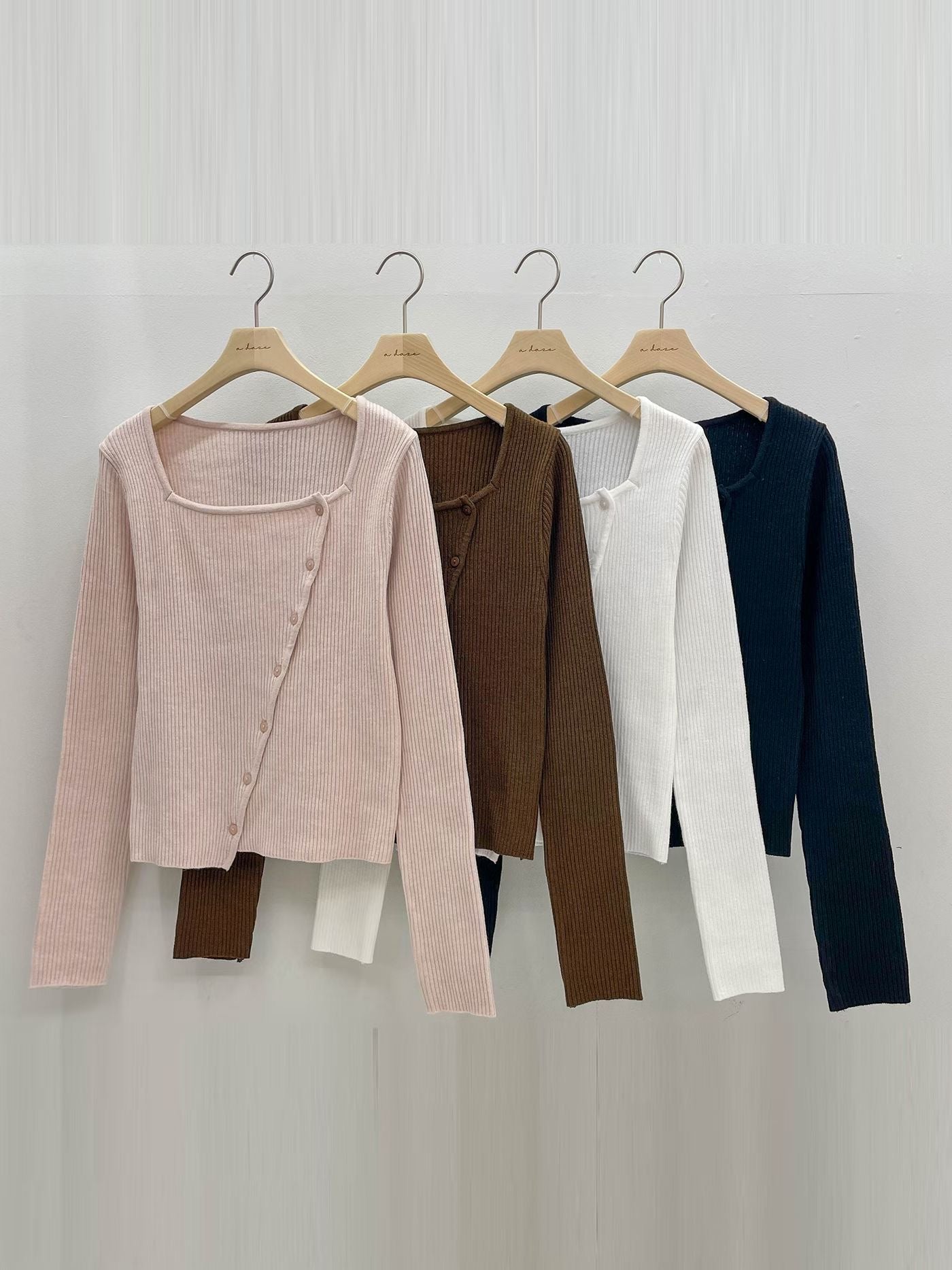 Square Neck Unbalanced Buttons Knit Top(4 colors)