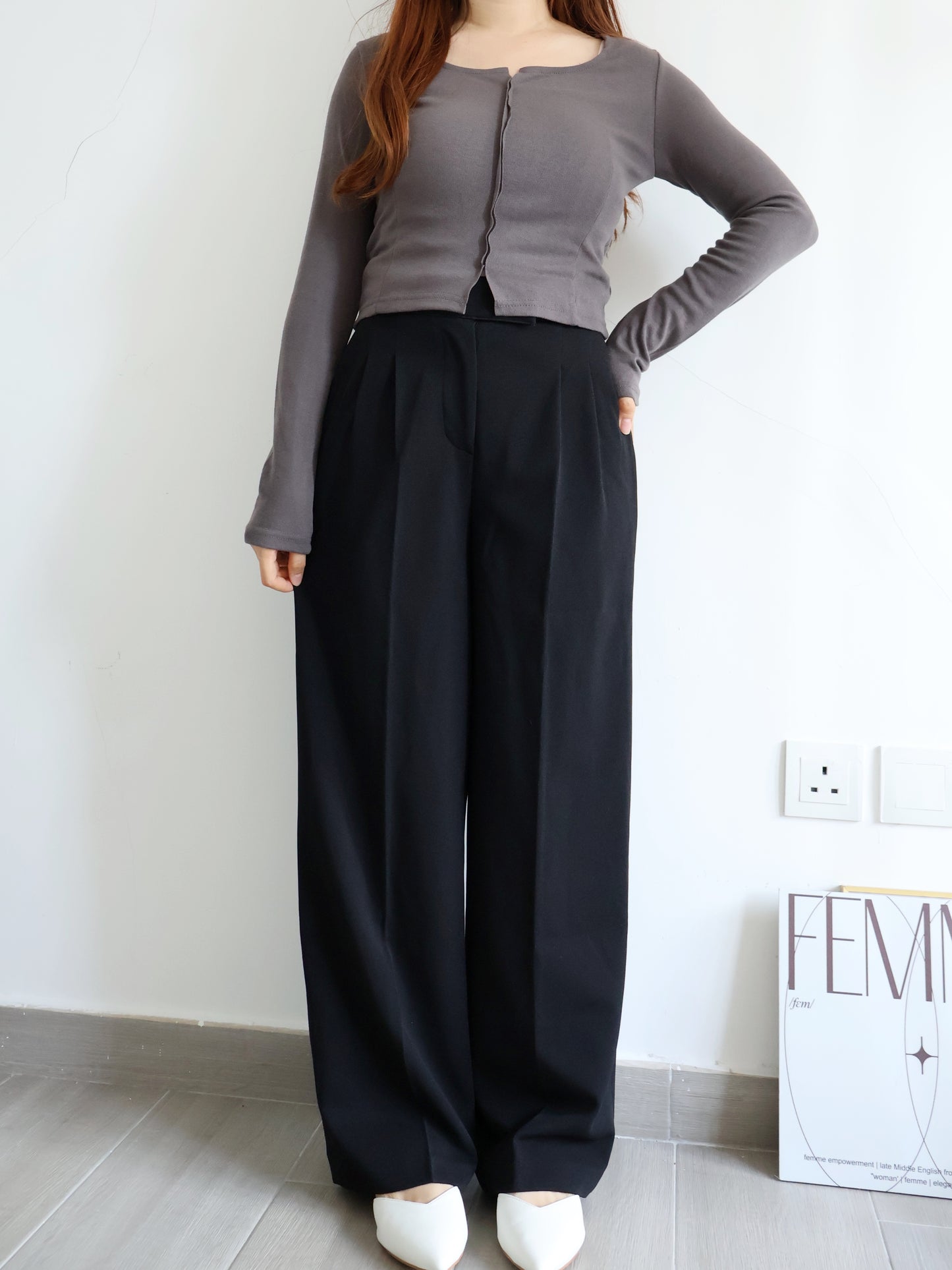 [Best Seller🏅] Wrinkle-free Fabric Pleated Straight Leg Trousers(Black)