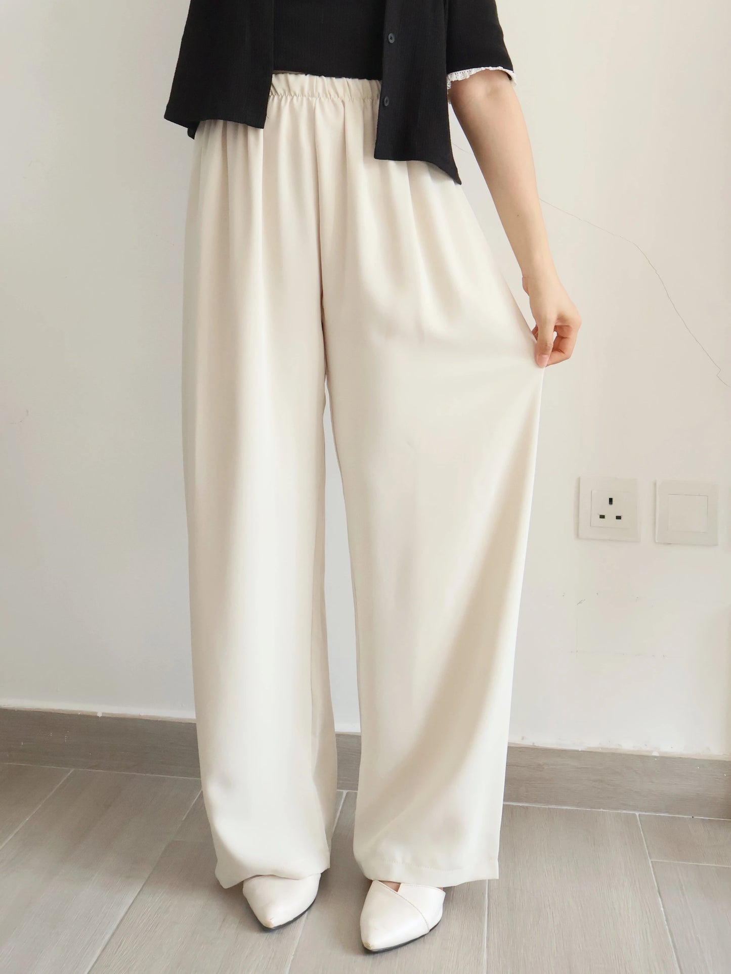 [Wrinkle-Free] -5KG Air-Flow Wide-Straight Slacks(Beige)