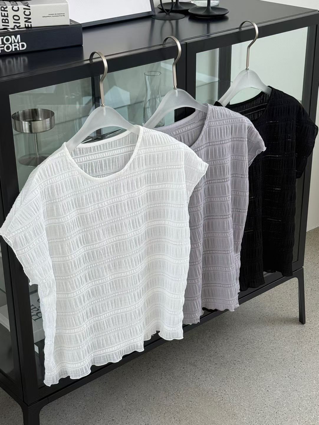 [Wrinkle-Free] Airy Pleated Texture Sheer Blouse(3 colors)