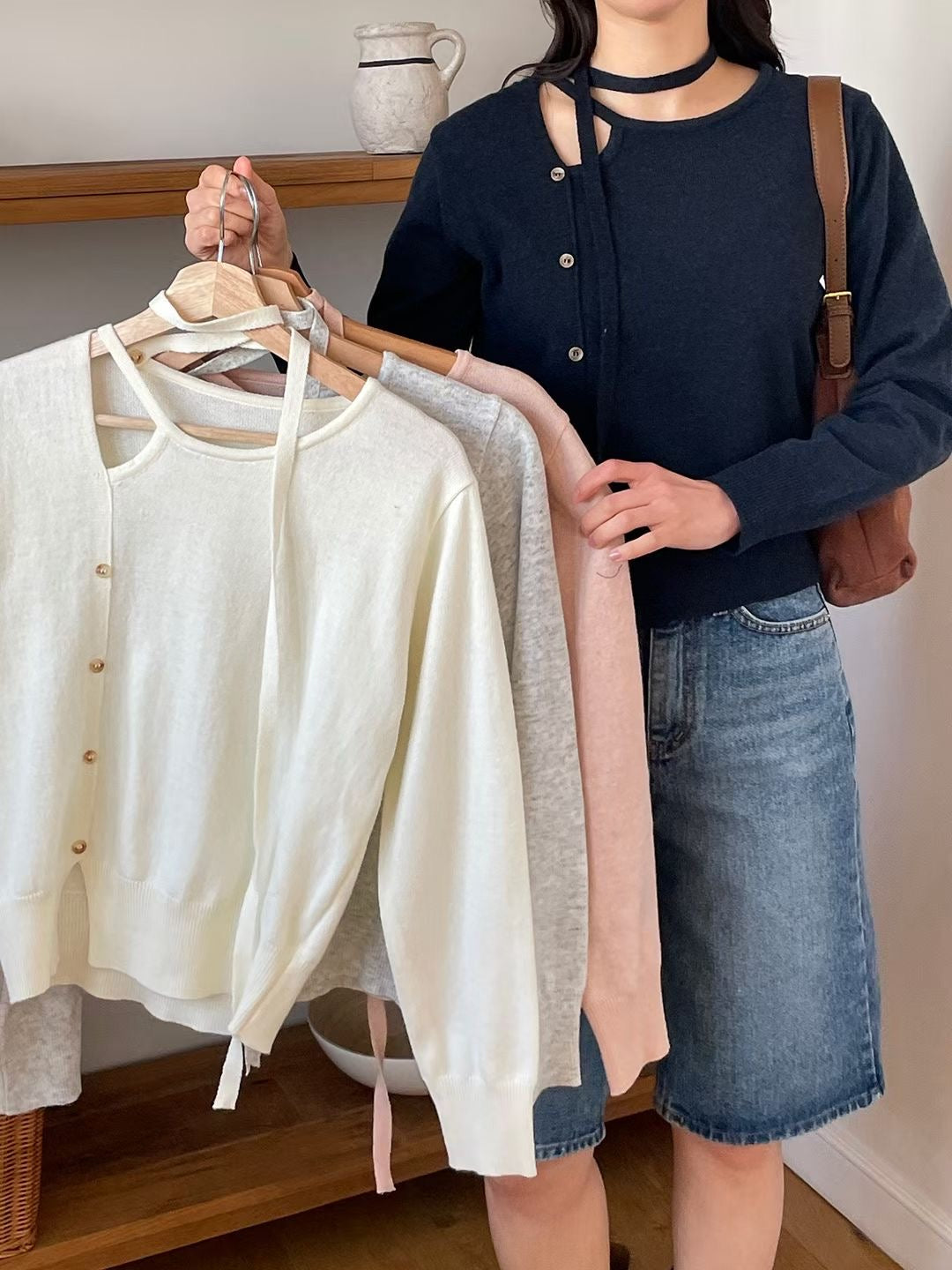 Romance Choker Slit Sweater(4 colors)