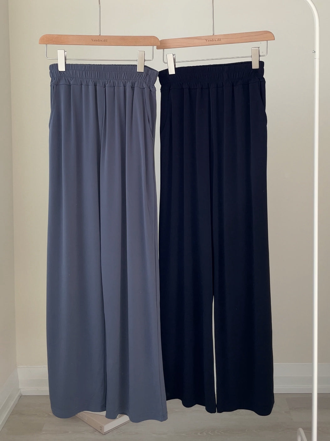 [Wrinkle-Free] Cooling Flowy Dual-Pocket Wide-Leg Pants(Charcoal)