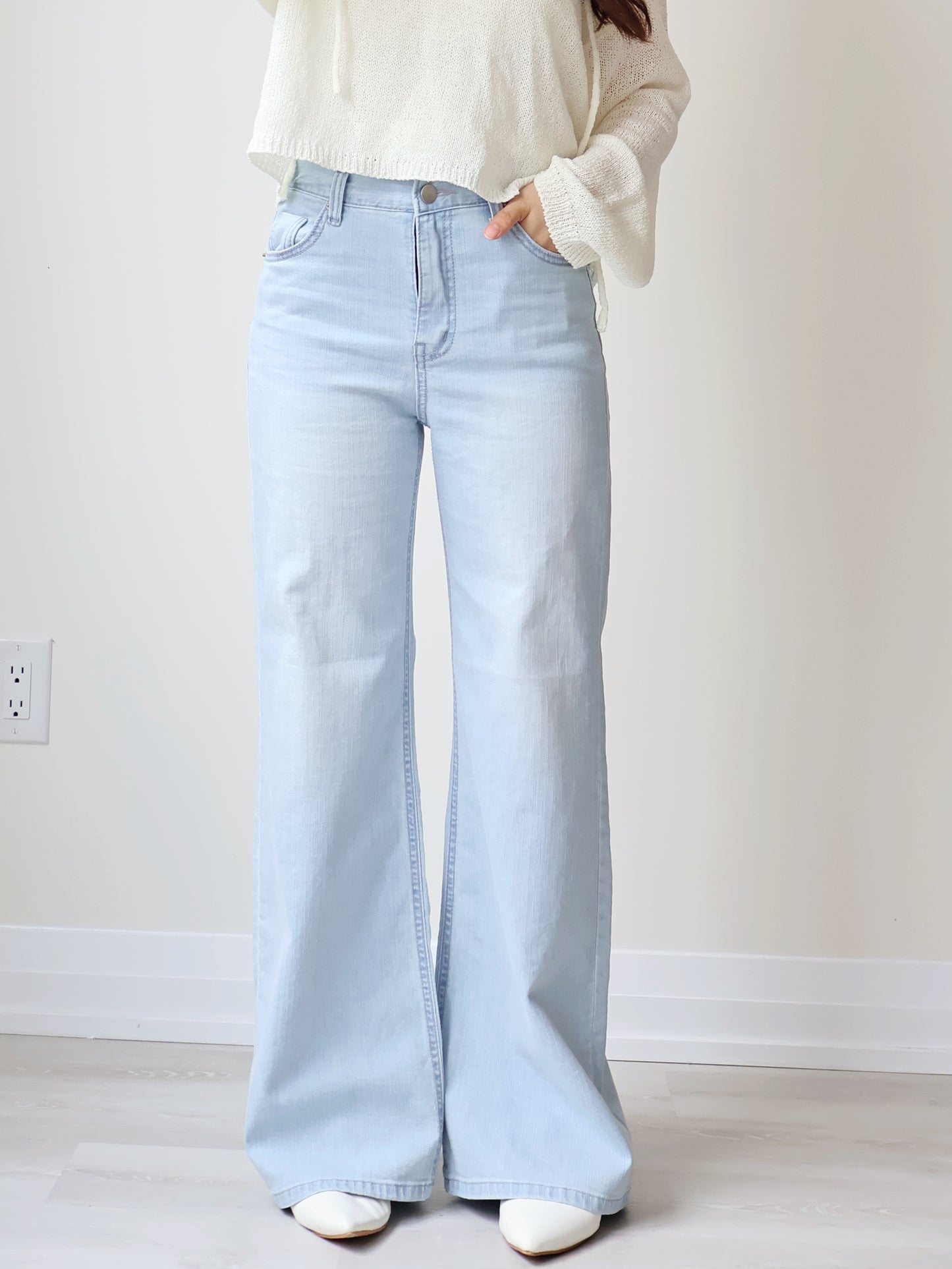 [Half Elastic Waist] Pajama-Soft Lightweight Stretchy Wide-Leg Bootcut Jeans(Light Blue)