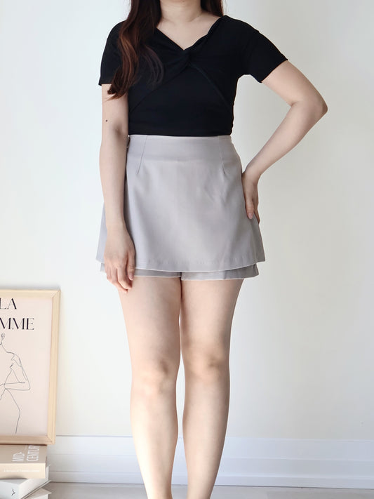 2-Way Cooling Twisted Silky High-Stretch Top(Black)