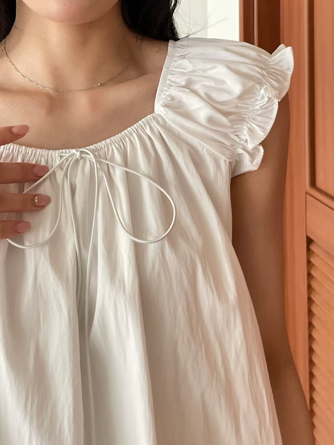 French 2-Way Square Neck Bow Blouse(2 colors)