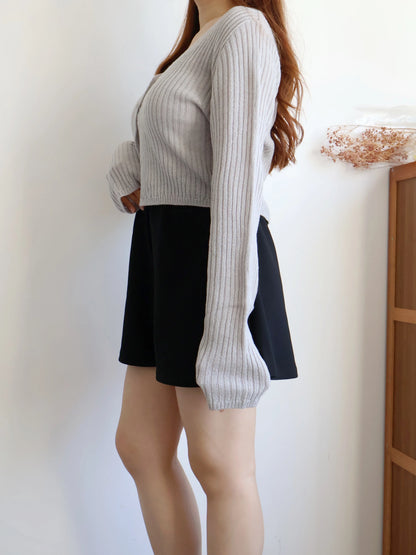 [Wrinkle-Free] Hidden Elastic Waist Tummy-Flattering A-Line Shorts(Black)
